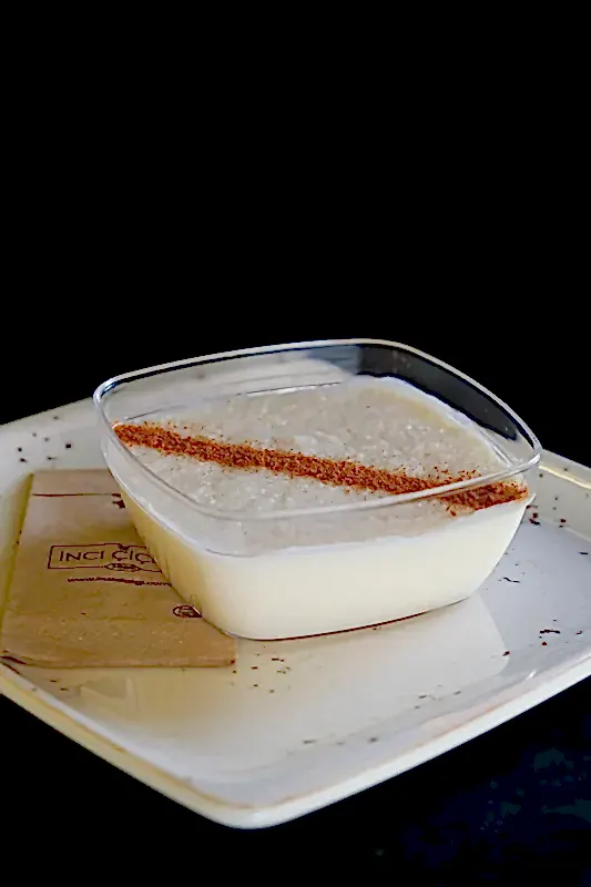 Tavuk Gösü Tatlısı Kase