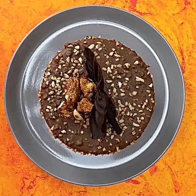 7-8 Kiilik Krokan Çikolata Pasta Çikolata