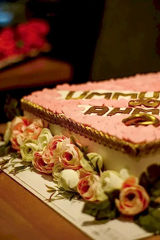 Butik Çiçekli Nian Pastas