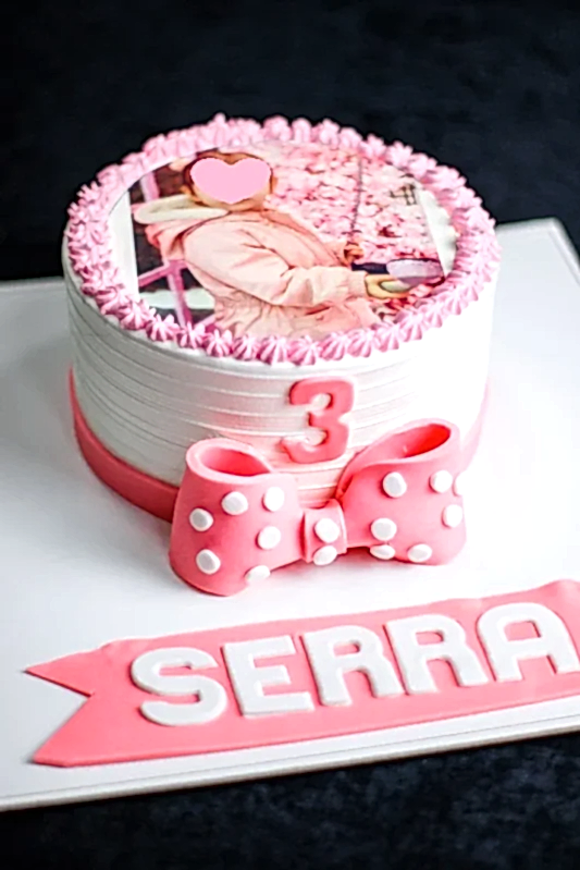 Butik Resimli Fiyonklu Pasta